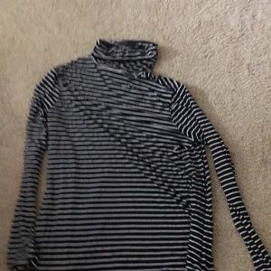 Long sleeve turtle neck
